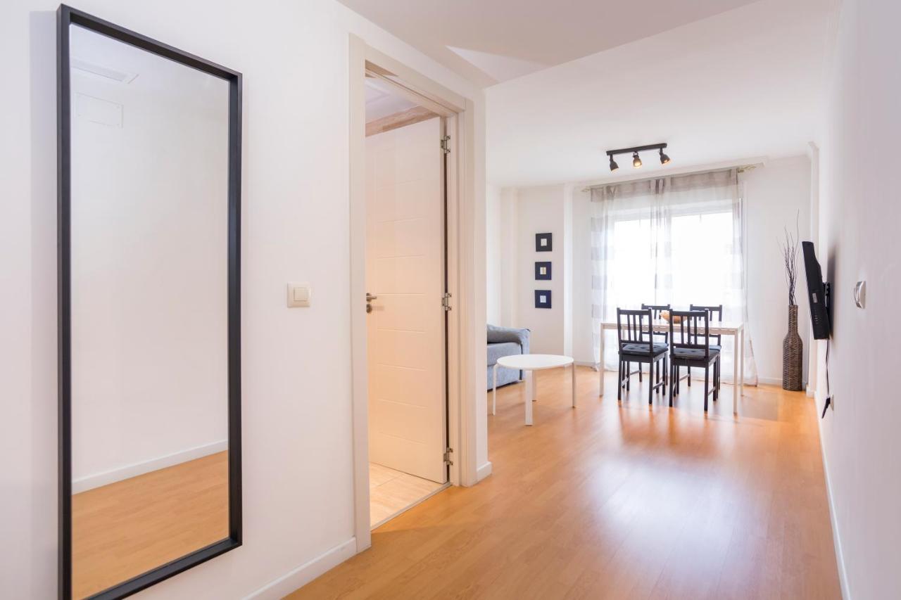 Livemalaga Ventura&Parking Apartment Bagian luar foto