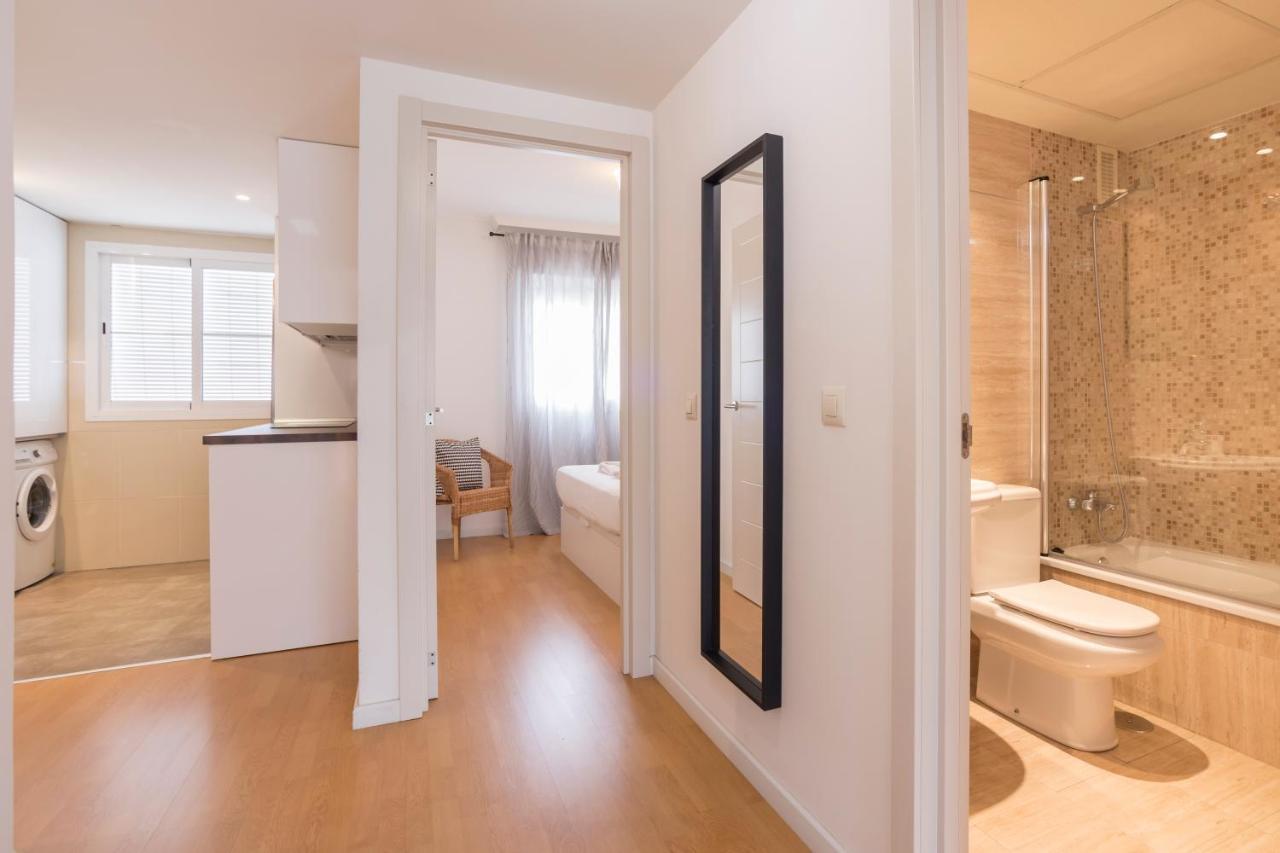 Livemalaga Ventura&Parking Apartment Bagian luar foto