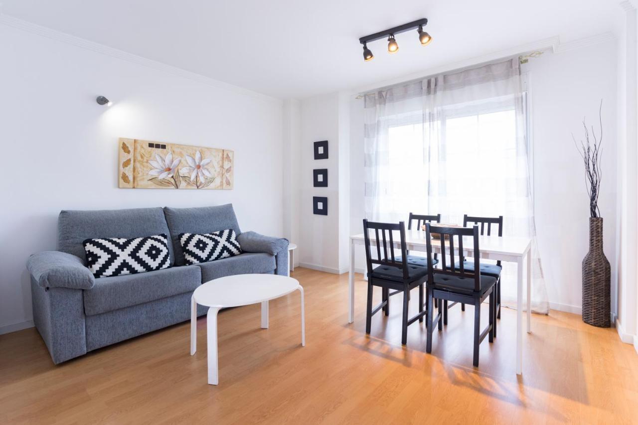 Livemalaga Ventura&Parking Apartment Bagian luar foto